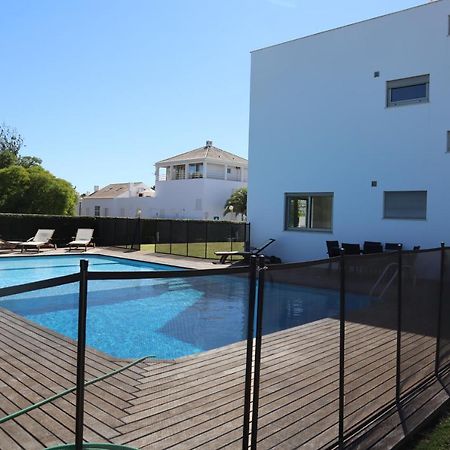 Villa Dos Salgados, 5Bdr, Beach Front, Near Salgados Golf Club Гия Экстерьер фото